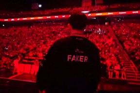 开云登录-包含出色发挥引发热议！，Faker在雄鹿比赛中最后时刻胜出再创辉煌时刻的词条